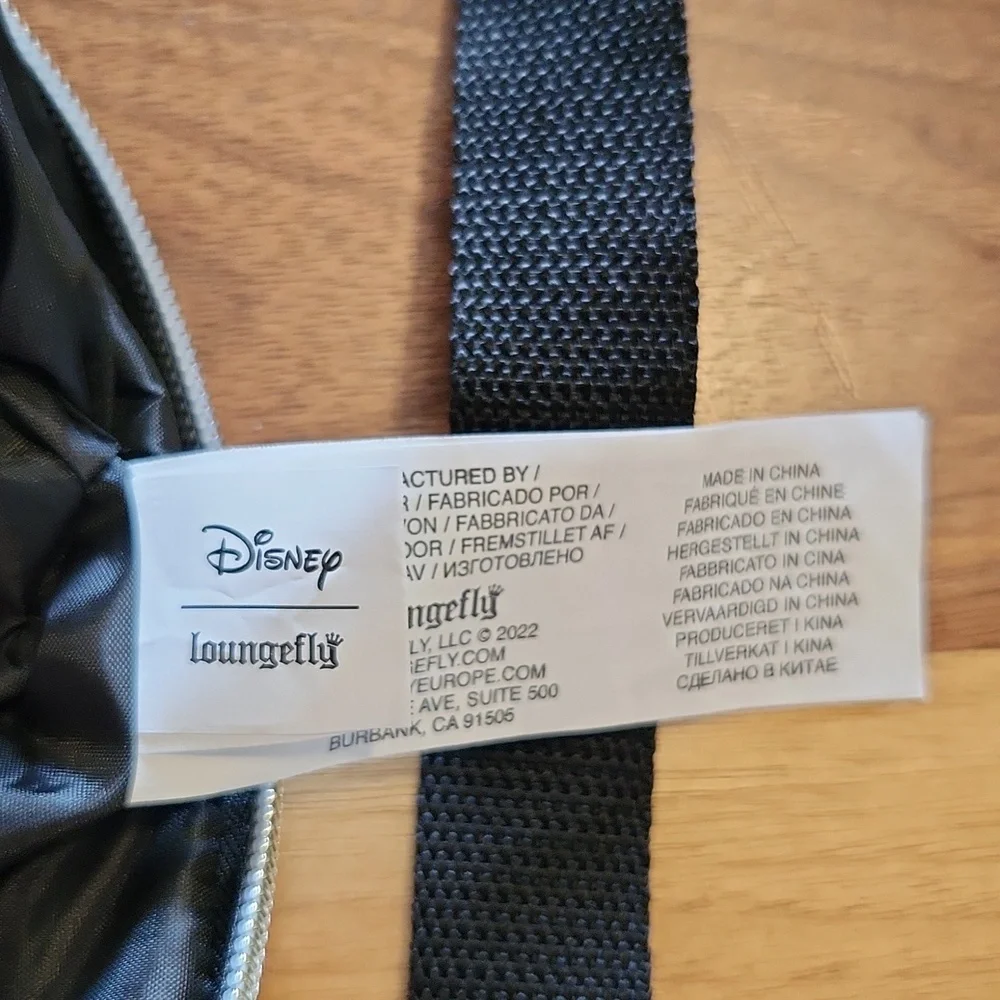 Loungefly Disney Minnie Mouse Crossbody Bag - Picture 8 of 11